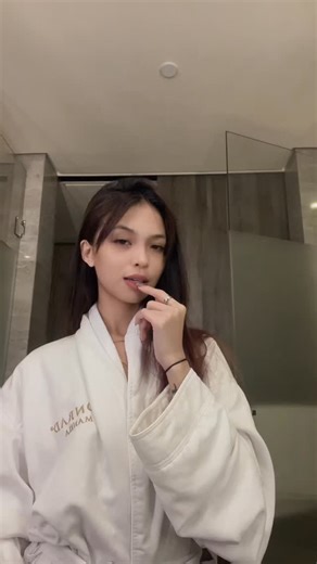 1K views · 113 reactions | Baddest agents in the galaxy  #MIBEnergy #CoupleGoals #meninblack #alien #halloween #halloween2025 | Christine Joy Ariola | Facebook