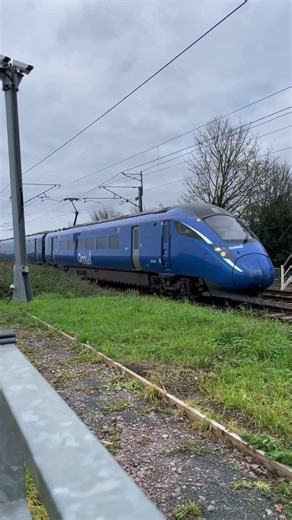 LUMO VS LNER #trainspotting #railway #shorts