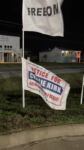 Chat? #cullen #galveston | Galveston