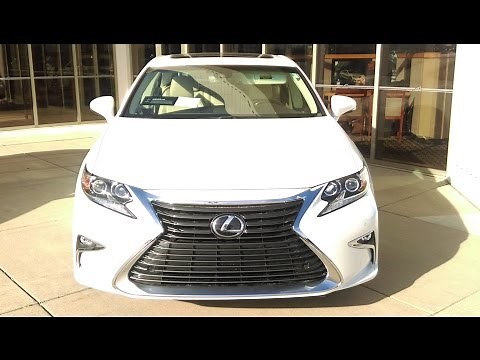2017 Lexus ES 350- Luxury Package w/ Navigation!