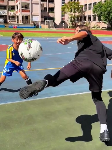 #football #skills #power #tutorial #learnontiktok