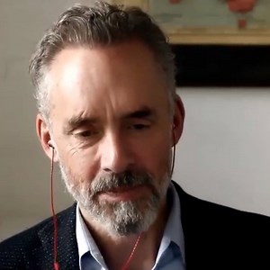 70K views · 1.8K reactions | Apparently, Joe Rogan is "politically fluid". Full interview with Joe Rogan: https://youtu.be/pZKuwgcKXwY | Dr Jordan B Peterson | Facebook