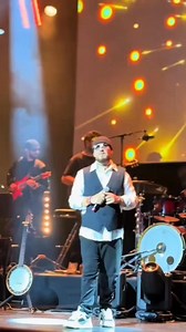 Extrait de Cheb Bilal à l'Olympia, lors du concert One Night in Algeria 2025 . #chebbilal #raialgerien #olympia #paris #algerie #algeria #dzair #concert #concertlive #lessoiréesalgeriennesaparis | Les soirées Algeriennes à Paris
