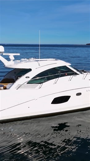 Allied Marine Luxury Yachts on Instagram: "JOB SITE is a 2008 Sea Ray 60 Sundancer that offers the luxury accommodations of a much larger vessel. The wow-features are endless, beginning with an upper-deck sunroom with two retractable sunroofs, teak flooring and a 360-degree panoramic view. An elegant salon with a state-of-the-art entertainment center, three luxurious staterooms and a wealth of gracious amenities are included throughout. 📍 Huntington, NY 🔗 Link in bio! Contact Thomas for a show