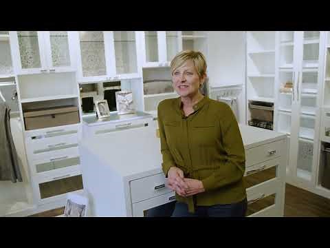 What is the California Closets Experience?