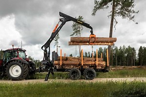 High-quality log cranes — BMF Forestry Trailers & Cranes