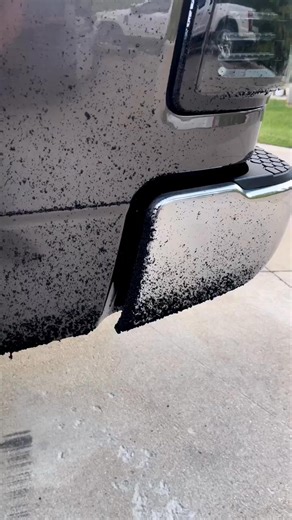 It’s so much fun melting tires but that clean up sure does suck 😅😅 - Titanium 290gph - 6.4 Sh ClPBkAND6z4 | Molly Tickell