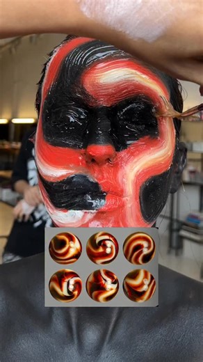 KABUKI MAKE UP SCHOOL 💎🖤 on Instagram: "En las prácticas de Analogías, nuestrxs alumnxs aprenden a mirar un objeto y traducirlo a un Makeup. La consigna siempre es la misma: no copiar el objeto literalmente, sino interpretarlo, desarmarlo y pasarlo por su propia sensibilidad para convertirlo en obra. En ese proceso el Makeup deja de ser solo un recurso de belleza y se vuelve un lenguaje artístico capaz de transmitir cualquier emoción. Si querés aprender a mirar de otra manera y llevar referenc