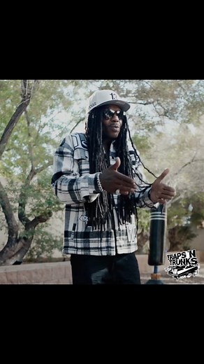 386K views · 9.2K reactions | B.G. Drops A New Freestyle to Sexxy Red’s “Shake Yo Dreads”  or  | Traps N Trunks | Facebook