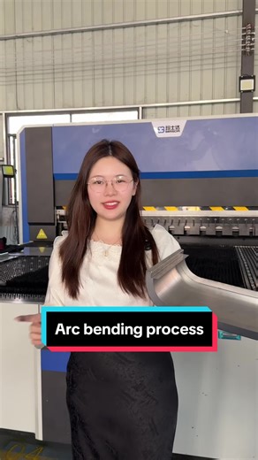 Automatic panel bender-arc bending process#automaticbendingmachine #manufacturing #bendingcenter #panelbender #bendingmachine #sheetmetalworker #pressbrake #automaticbending #panelbendingmachine #bendingmachines #cncmachine #arcbending