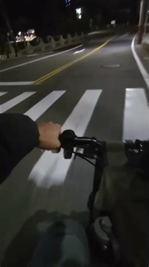 Close call at the traffic light #pov