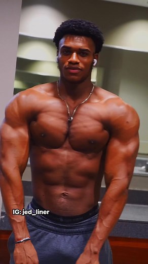 Huge pump using Wip Energy discount code: Jed #fitnessgoals #gymworkout #gym #natty #post | jed_liner