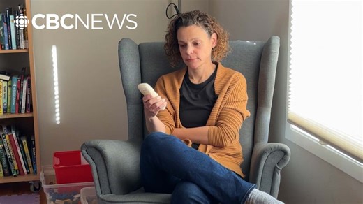 Albertans struggle to book COVID-19 shots