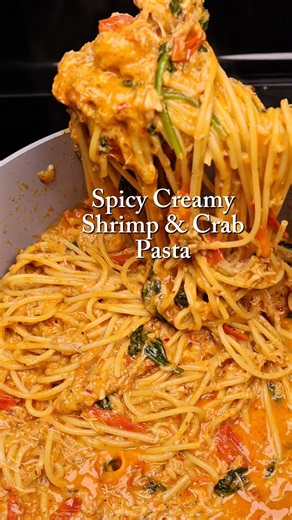 Creamy Spicy Shrimp & Crabmeat Pasta