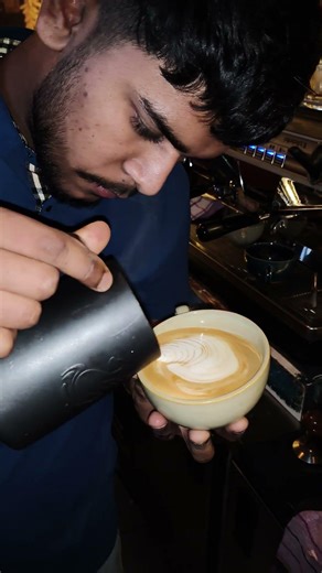 latte art. #coffeelatteart #barista #latteart #chai #jashanbarista #virelshorts #views