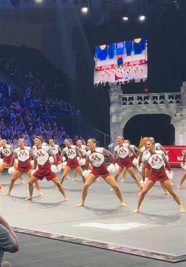 University of Minnesota Pom Dance Team Shine at D1A Semis
