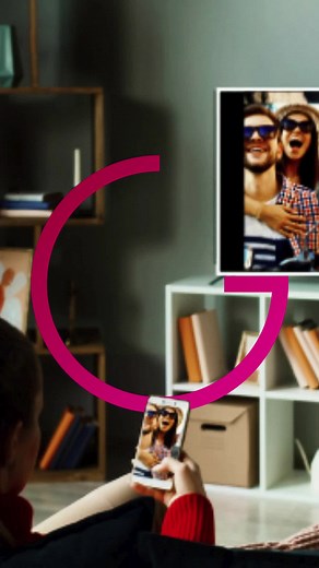 Comparte fotos y presenta en la TV con LG ThinQ™ gracias a la función