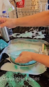7.2K reactions · 48 shares | Bom dia,com esse vídeo satisfatório enchaguando os pratos. #asmrcleanin #cleaningsatisfying #satisfyingvideos #asmrdelimpez #fyyviral #limpezasatisfatoria | Rosangela Viegas | Facebook