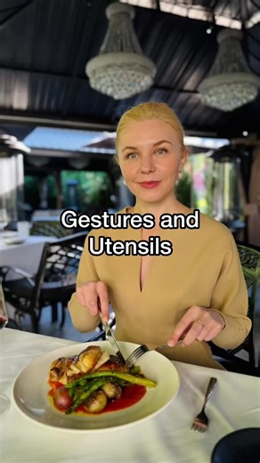 🔔 Gestures and Utensils It's disheartening to witness a common etiquette oversight: using utensils, particularly knives, to gesture while speaking at the dining table. Understanding the historical context of this practice enhances its significance. Historically, utensils, especially knives, were viewed as weapons. Gesturing with them was not only deemed inappropriate but also perceived as threatening. In our modern dining etiquette, while we no longer view a knife as a weapon, the foundational 