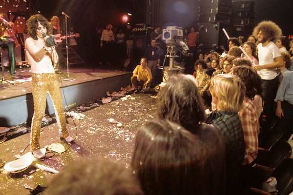Alice Cooper's Audience Once Killed a Chicken During Concert