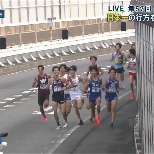 テレ朝駅伝🎽【公式】 on Instagram: "#全日本大学駅伝 第１中継点、初出場の志學館大学の中村選手がトップで襷を渡しました！ #ホヤホヤ見逃シーン #伊勢で決まる日本一"