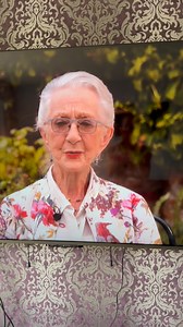 Oh Derek I don’t really know! The legend Thelma Barlow aka Mavis from coronation street! 😂 #thelmabarlow #mavis #maviswilton #coronationstreet #alantitchmarsh #impression @coronationstreet @alantitchmarshcbe | AK Kelly-McCully