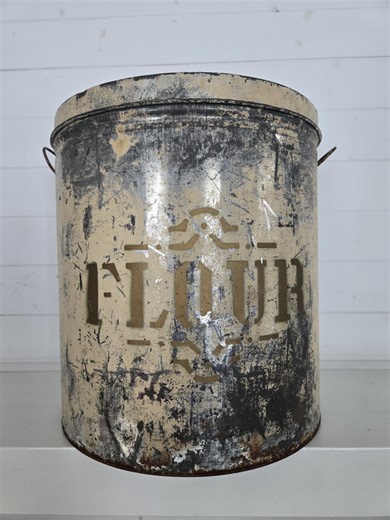 Antique Flour Tin - Etsy