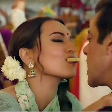 Sonakshi Sinha kissing Salman khan