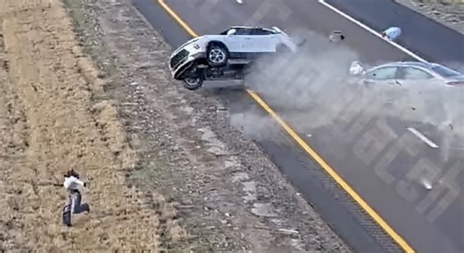 Chevy Blazer Driver Stops In Fast Lane, Causes Massive Crash