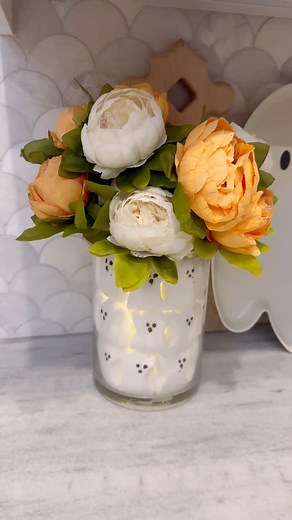 Ashley Savage | Creator | Atlanta, GA | 👻DIY Peeps Arrangement👻 comment SHOP to get the details to this fun Halloween DIY sent straight to your inbox! The florals and ghost tray... | Instagram