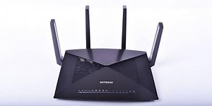 Netgear Nighthawk X10 R9000 無線分享器開箱 / 支援 60GHz 無線與 SFP  10GbE