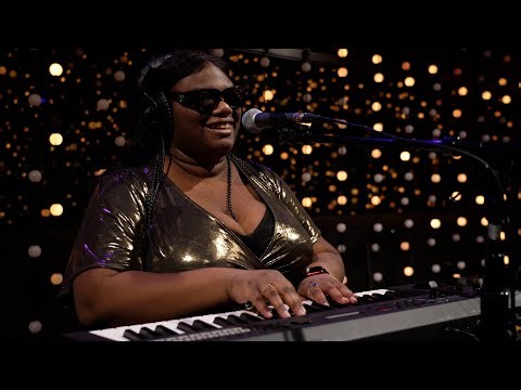 Brittany Davis - So Fly (Live on KEXP)