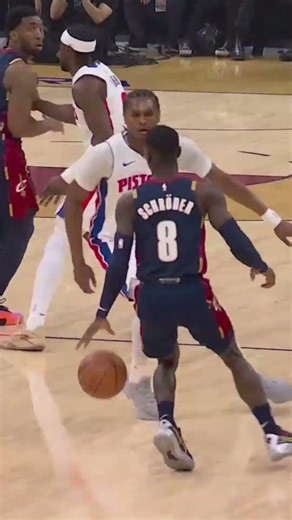 Ausar Thompson is TENACIOUS on defense 🔒