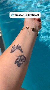 🌱 Natürliche 2-Wochen-Tattoos. 🤙 In fünf Minuten aufgetragen! 💦 Wasserfest und kratzfest. ❤️ Über 50.000 zufriedene Kunden! ⭐️ 4,82 Sterne auf Reviews.io | Inkster Tattoos