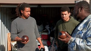 Ivy and his boys brave 126-degree heat to get a good deal on some bocce balls! | Storage Wars on A&E