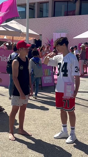 Truth or Dare Challenge at Bondi Beach | Hismile Interview