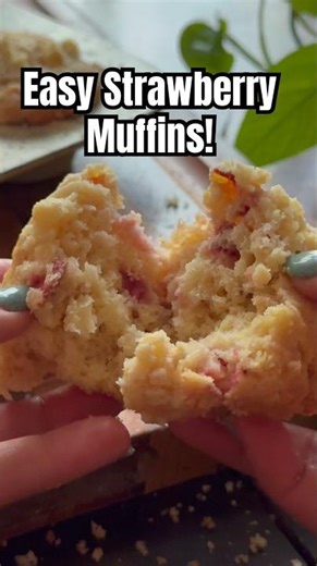 Let’s make easy strawberry muffins! No baking powder or baking soda required! #muffins