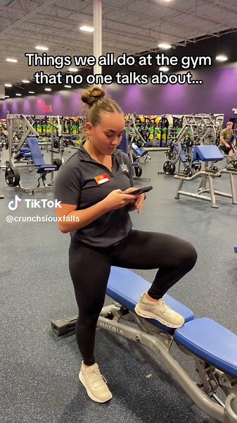 Happy Monday!! Start the week off strong by coming into Crunch Fitness for a killer workout!💪🏽 You might just catch yourself doing one of these👀 #CrunchGym #fitnesshumor #gymtok #siouxfallssd #fyp #gymgoals #mondaymotivation #GymLife #crunchfitness #gymhumor #getfit #thestruggleisreal #untalkedabout
