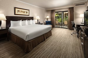 DoubleTree Claremont - Discover Claremont - Hotels near Ontario/Pomona Fairplex
