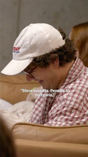 Il cast di STRANGER THINGS reagisce per la prima volta alla CADUTA di STEVE 😱😱