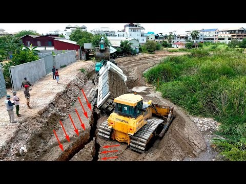 UNBELIEVABLE! Operator Error Drive Back Dump Truck 25TON Uploading Landslide Overturned Into Water