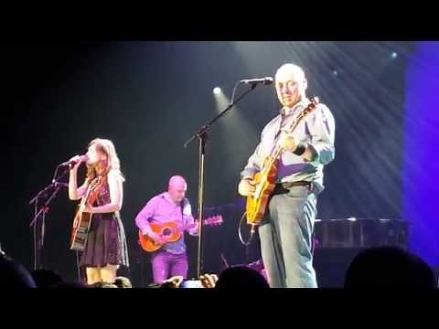 Mark Knopfler feat. Ruth Moody "Wherever I Go" (Live in Dublin)
