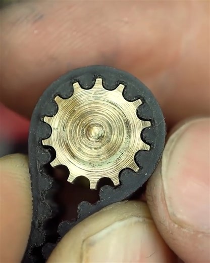 DIY Milling Attachment for My Lathe | DIY & Crafts