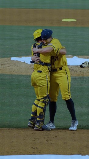 Savannah Bananas | Bill and Donny are Bananaland’s @jimmypresnell and @chelseadblackwell 🥰 #savannahbananas #bananaball #mlb #baseballboys #loveisblind... | Instagram
