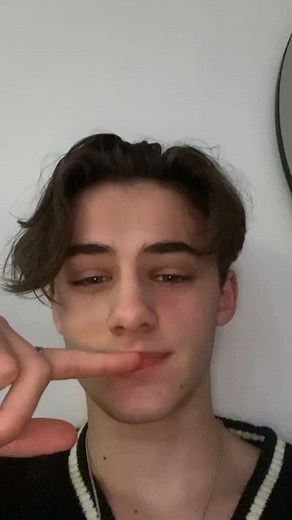 Descubre el acento de William Franklyn Miller