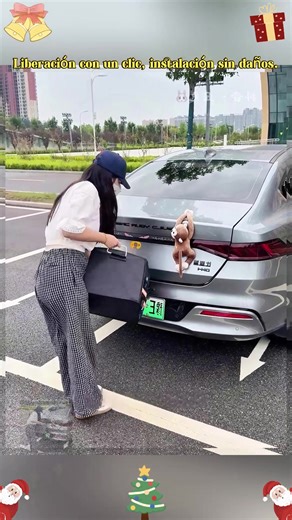 One spring is all it takes to turn your manual trunk into automatic! #BlackFriday #UsefulFinds #TikTokMadeMeBuyIt #CarAccessories