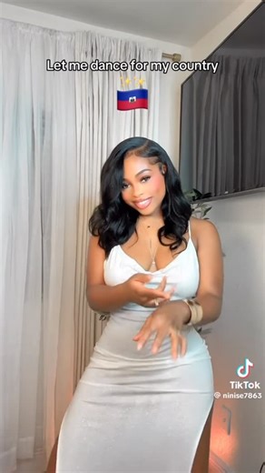 Haitians In Orlando 🇭🇹 on Instagram: "TONIGHT‼️TONIGHT‼️TONIGHT‼️ @luxe_hmi Get ready for #PENTHOUSE: a Premium Rooftop Dayparty blending Kompa, Reggae, Afrobeats, and Caribbean grooves with skyline views. Set high above the city at Altira Loung (GrandBohemian Hotel), enjoy a refined yet high-energy atmosphere, curated DJs, and exclusive VIP vibes. Chill, dance, and soak up sun in an elegant open-air setting with a stylish crowd and coastal-modern luxury. 🎶✨ Join us Sunday, January 18 for an