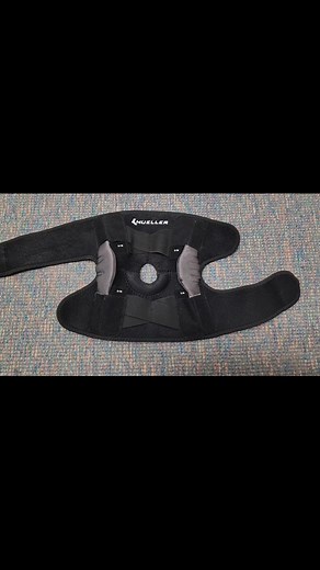Watch Mueller Hinged Knee Brace Review on Amazon Live