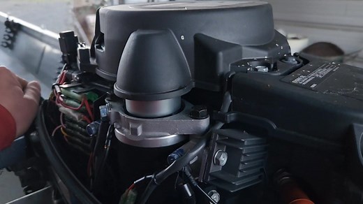 Short video showing the electric start starter not engaging with the flywheel. I fixed this issues after the video. | Outboard Madness