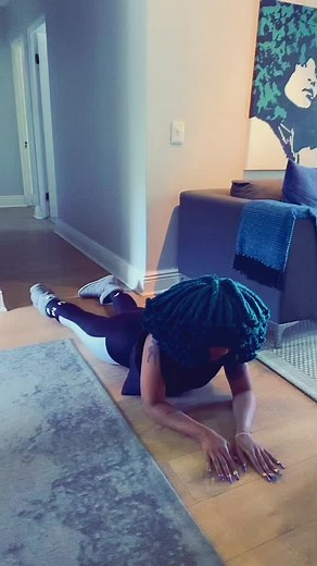 Moonchild Sanelly (@moonchildsa)’s videos with original sound - Vaughn Crochet